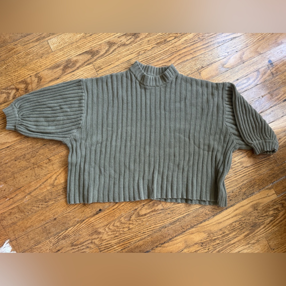 Urban Outfitters Knit Sweater in Olive - Picture 1 of 4